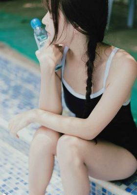 健身房啪啪的av片_迅雷下载电影